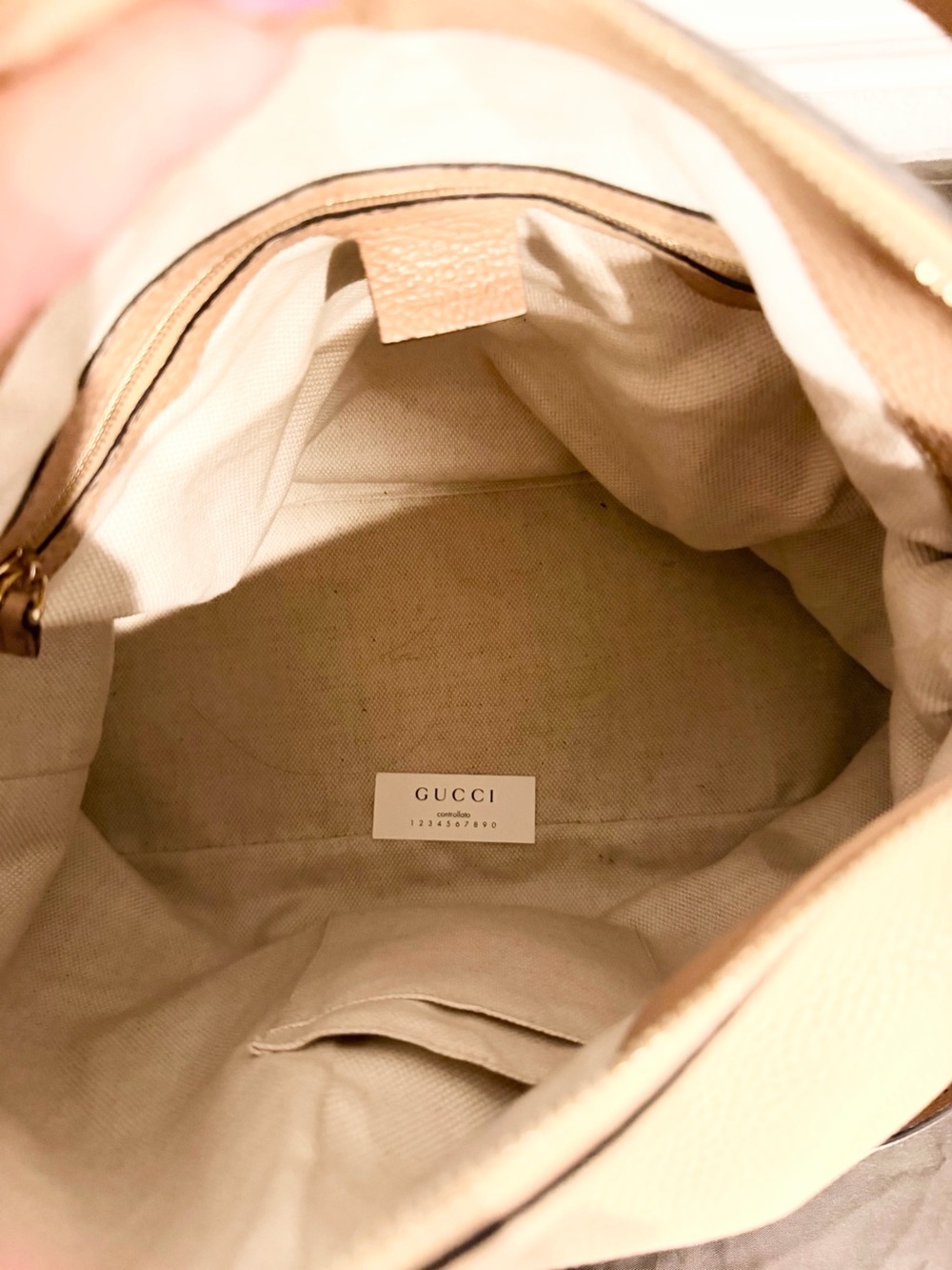 Gucci Tan Leather Soho Tassel Shoulder Bag - Picture 3 of 10